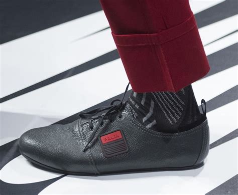 prada uomo scarpe|scarpe uomo prada outlet.